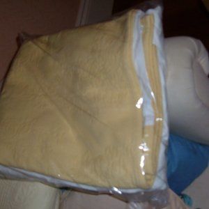 Company Store Sophia Bedskirt and valances